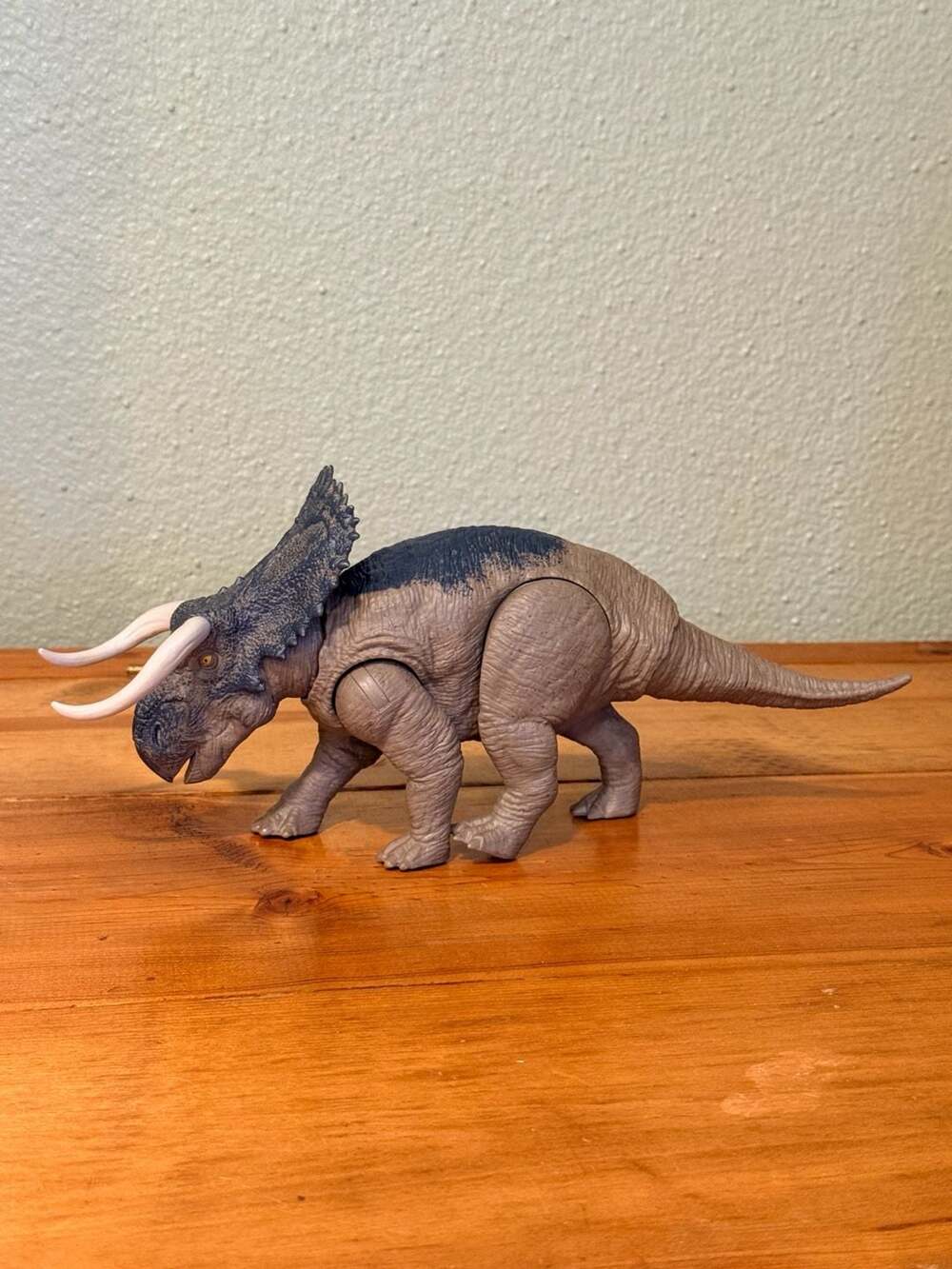 Mattel Jurassic World Nasutoceratops Dinosaur Action Figure